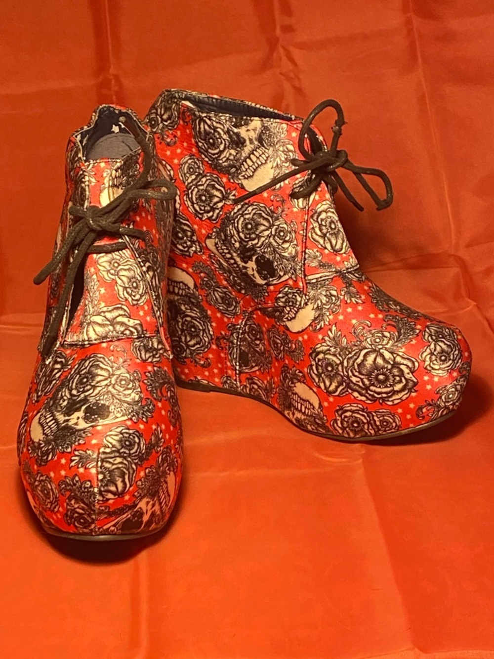 IRON FIST super high platform ankle booties,hot pink satin,skull print,lace up 7 - Picture 10 of 14